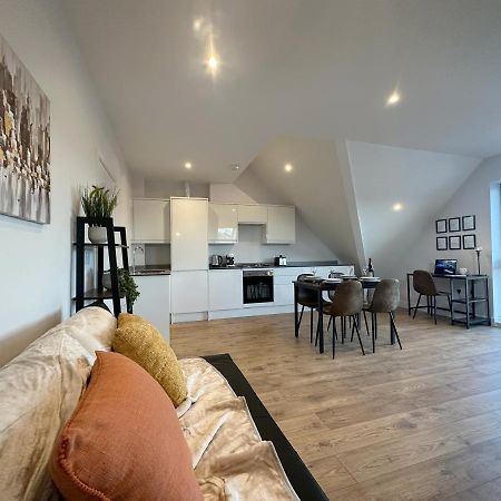 Stylish & Spacious Apartment Royal Tunbridge Wells Exterior foto