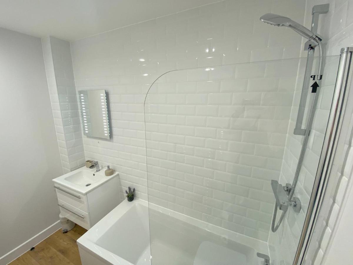 Stylish & Spacious Apartment Royal Tunbridge Wells Exterior foto
